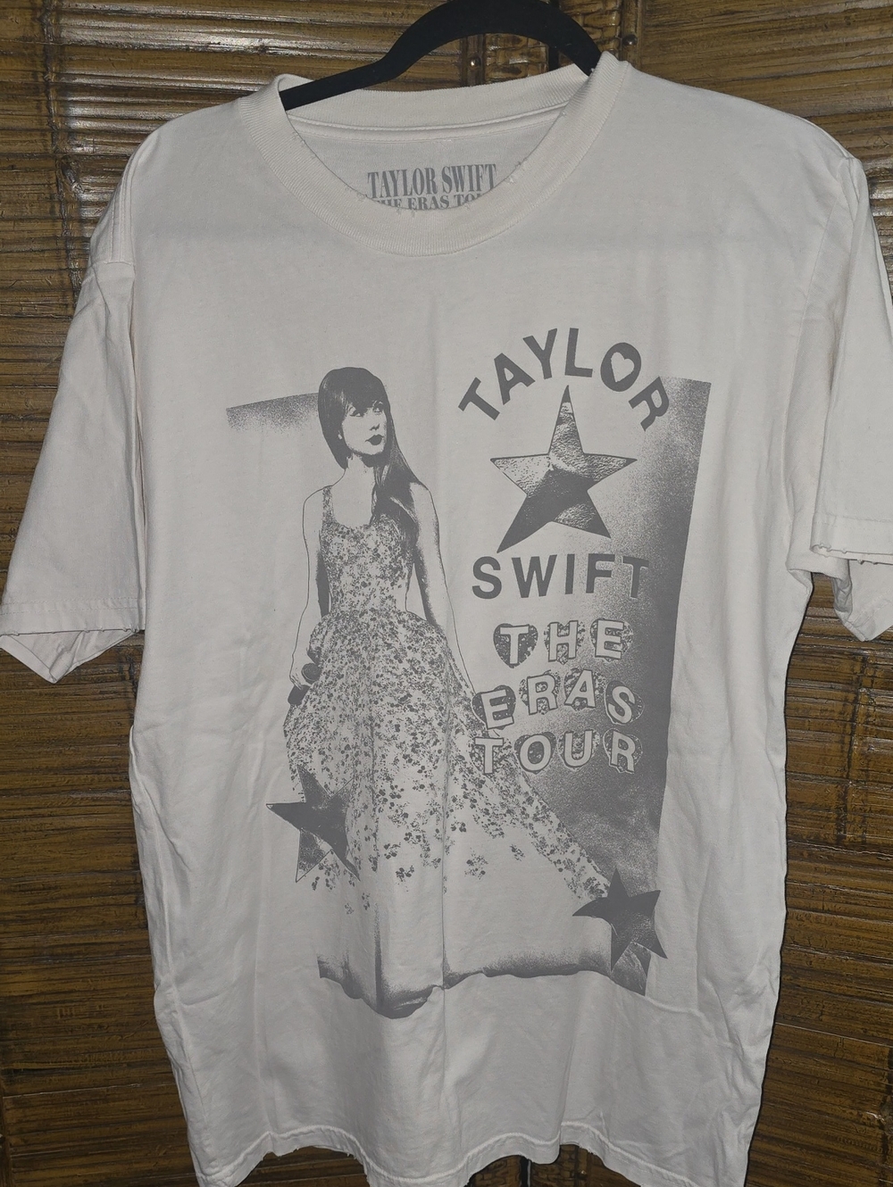 Taylor swift offical tour merch eras tour sz med